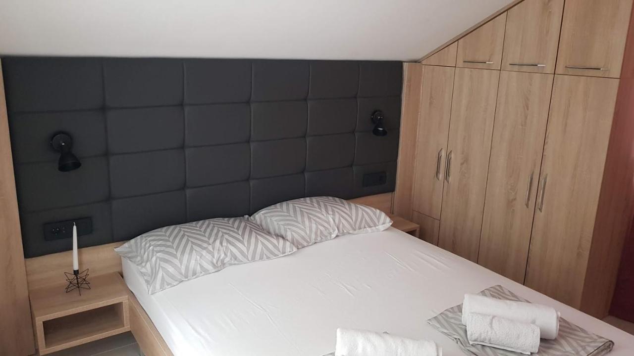 Elizabeta Deluxe Rooms بيوغْغاد نا موغو المظهر الخارجي الصورة