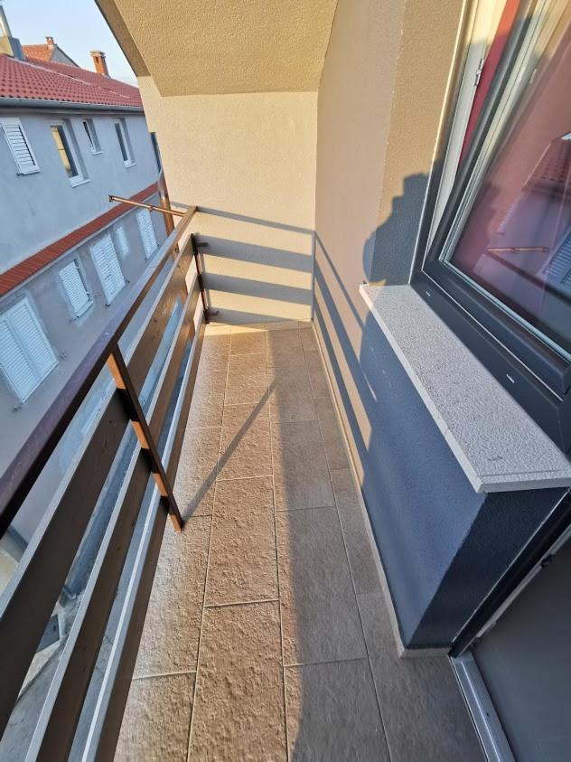 Elizabeta Deluxe Rooms بيوغْغاد نا موغو المظهر الخارجي الصورة