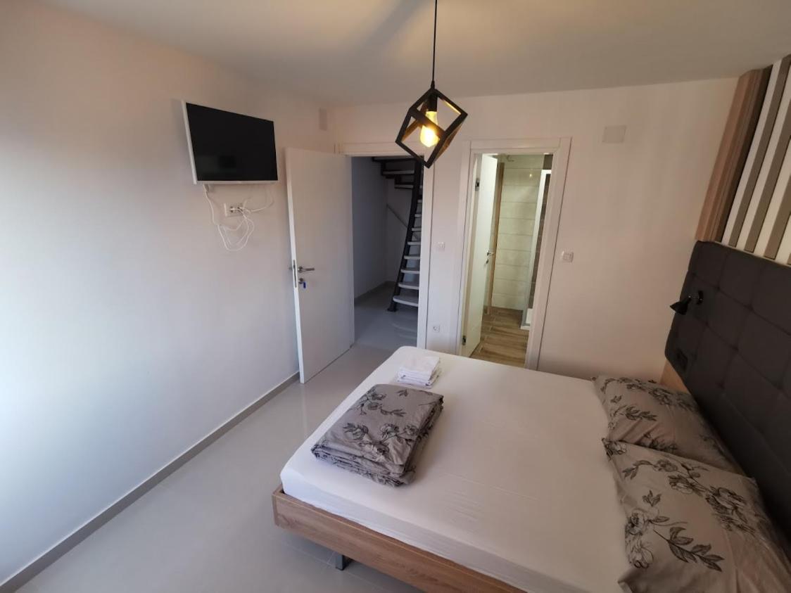 Elizabeta Deluxe Rooms بيوغْغاد نا موغو المظهر الخارجي الصورة