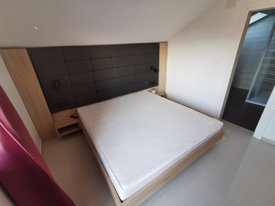 Elizabeta Deluxe Rooms بيوغْغاد نا موغو المظهر الخارجي الصورة