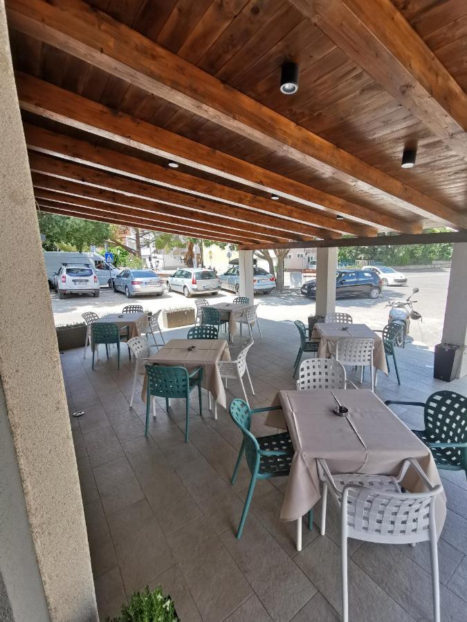 Elizabeta Deluxe Rooms بيوغْغاد نا موغو المظهر الخارجي الصورة