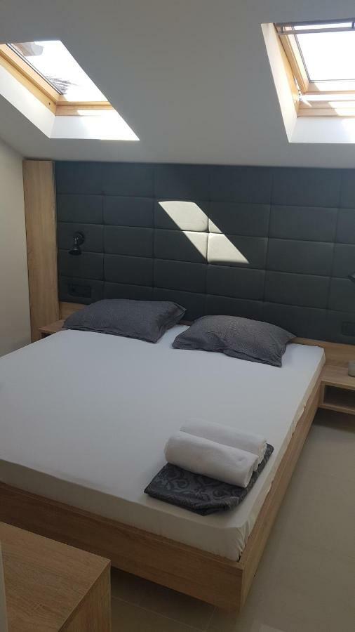 Elizabeta Deluxe Rooms بيوغْغاد نا موغو المظهر الخارجي الصورة